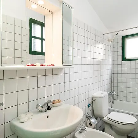 Holiday Home Villa Carmita Bajamar Tenerife Villa